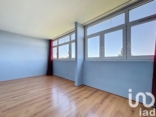 Appartement à vendre 4 pièces 69 m² Évry-Courcouronnes