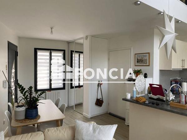 Location Appartement 2 pièces 49.51 m² - 44 RUE DES CARMES St Jean Le Blanc 45650