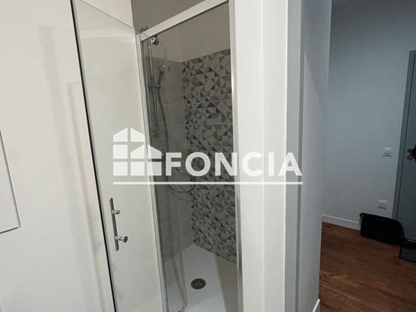 Location Studio 27.21 m² - 52 RUE MONTPENSIER Pau 64000