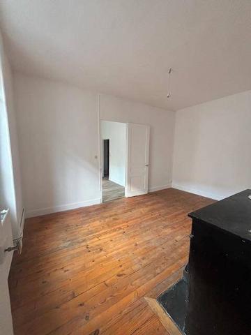 F2 PROCHE CENTRE VILLE