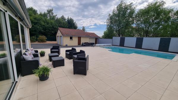 Maison 230 m² de 2007 Bellerive avec  Vie de plain pied secteur calme et résidentiel