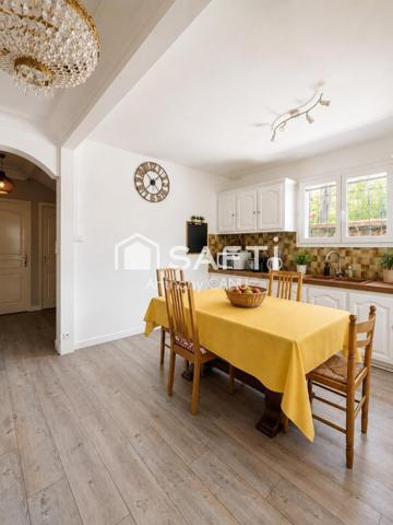 Maison familiale avec jardin et dépendance