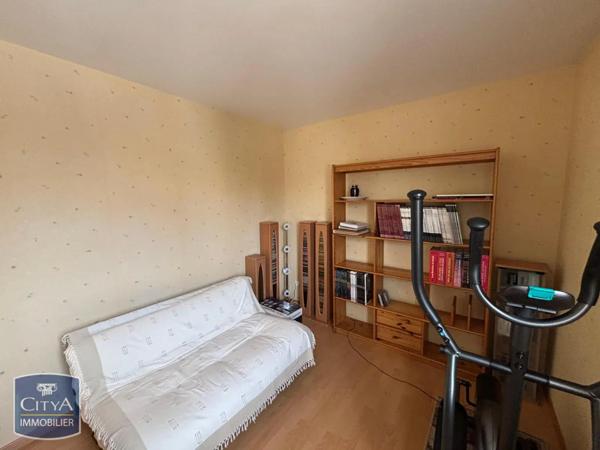 Appartement à louer 5 pièces 99.88m²