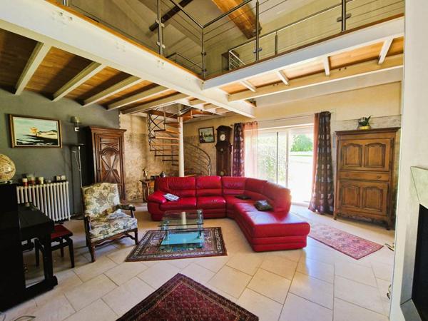 Maison Fleure 6 pièce(s) 230 m2