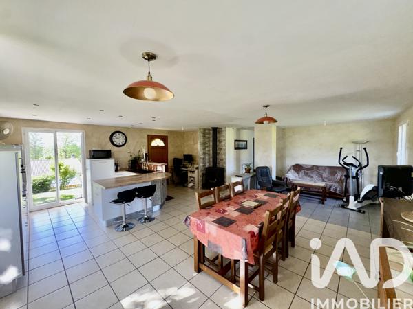 Maison à vendre 4 pièces 92 m² Saint-Pal-de-Mons
