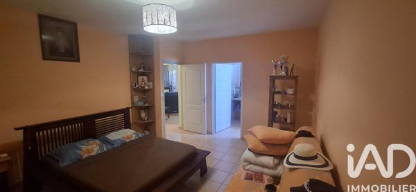 Maison à vendre 5 pièces 381 m² Saint-Pierre