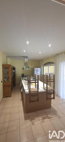Maison à vendre 5 pièces 381 m² Saint-Pierre