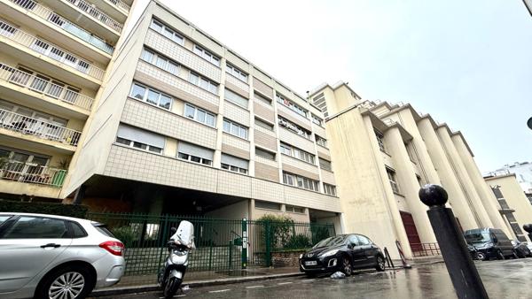Appartement entièrement refait à neuf ? Première occupation
