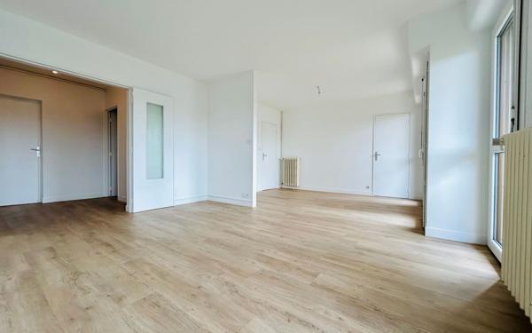 Appartement à vendre    4 pièces •  Châtellerault