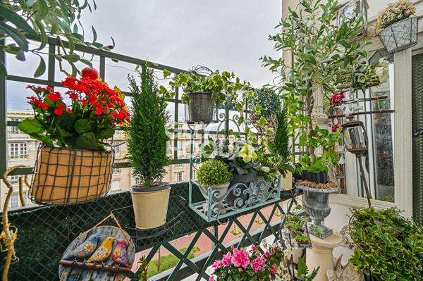 Bel appartement - Etage élevé - Balcon