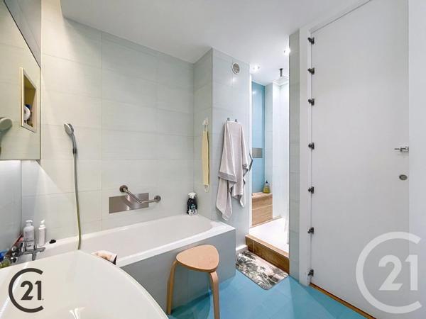 Appartement T3 à vendre  3 pièces - 101 m 2   NICE  - 06