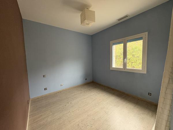 Cadours (31480) Exclusivité : Villa de 135m2 + sous-sol complet, T5, grand jardin