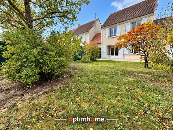 COMPIÈGNE – Maison 3 chambres avec jardin, terrasse et garage