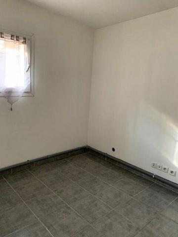 Appartement à louer    1 pièce •  Janville