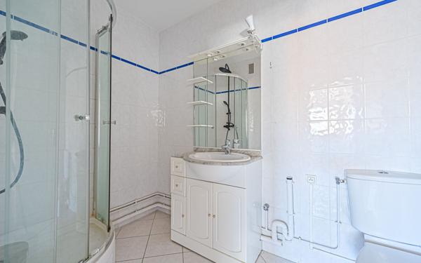 Appartement à vendre    1 pièce • 41,40 m2 Paris 11