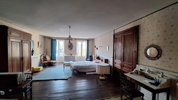 Maison 8 pièces - 228 m² Exclusivité efficity