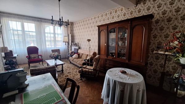 Maison 8 pièces - 228 m² Exclusivité efficity