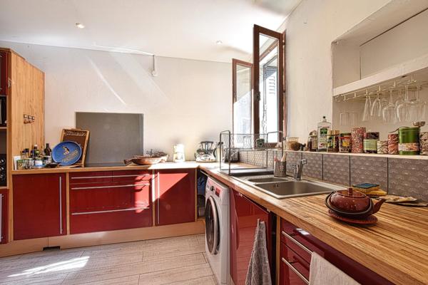 Maison de village au cœur de Lavérune Charme, espace et multiples possibilités