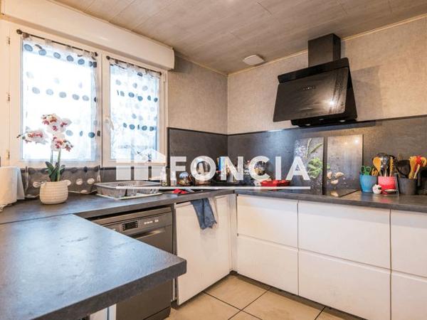 À vendre Maison 4 pièces 85 m² - Luc-la-primaube 12450