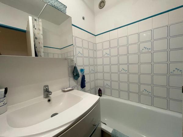 Appartement à vendre 3 pièces AIX EN PROVENCE (13)