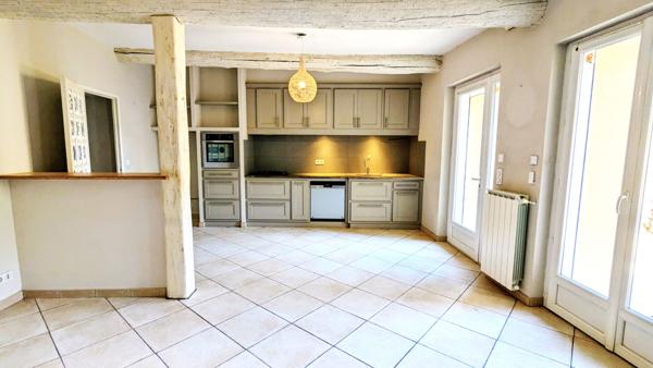 Maison de village à Velleron 6 pièce(s) 136 m2