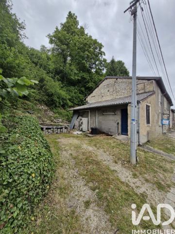 Maison à vendre 6 pièces 110 m² Neuville-lès-Vaucouleurs