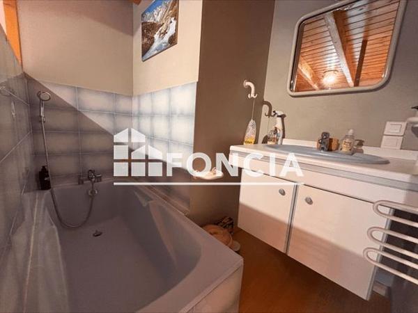 À vendre Appartement 4 pièces 60 m² - La Salle-les-alpes 05240