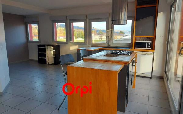 Appartement à vendre    2 pièces • 42,83 m2 Saint-Étienne-de-Saint-Geoirs