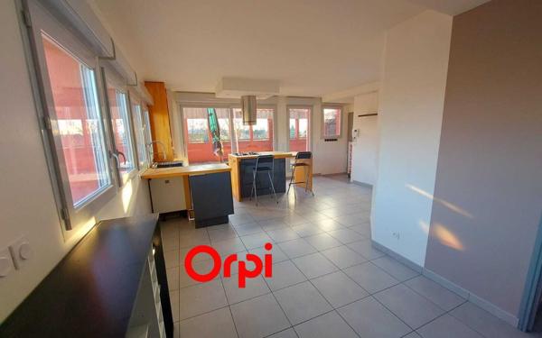 Appartement à vendre    2 pièces • 42,83 m2 Saint-Étienne-de-Saint-Geoirs