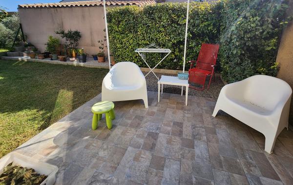 LE THOR - PROCHE L'ISLE SUR LA SORGUE - MAISON DE 81 M² SURF HAB - TERRAIN 158 m² - beau garage avec mezzazine