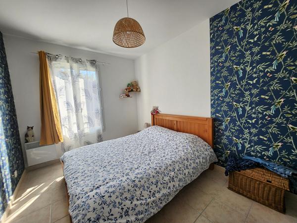 LE THOR - PROCHE L'ISLE SUR LA SORGUE - MAISON DE 81 M² SURF HAB - TERRAIN 158 m² - beau garage avec mezzazine