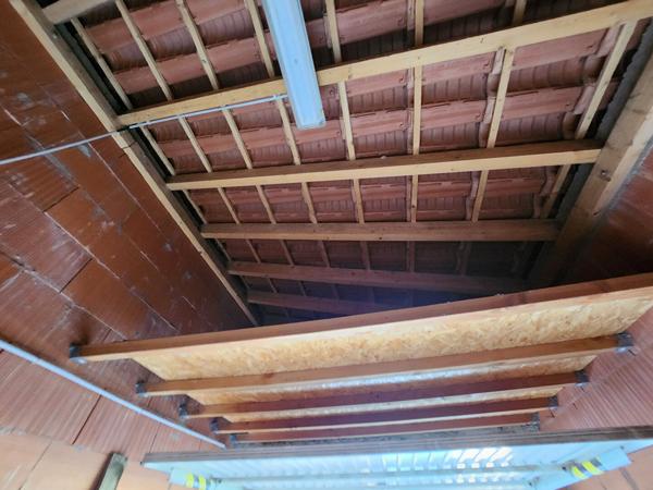 LE THOR - PROCHE L'ISLE SUR LA SORGUE - MAISON DE 81 M² SURF HAB - TERRAIN 158 m² - beau garage avec mezzazine