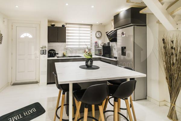 Maison 5 pièce(s) 3 chambre(s) 130 m²
