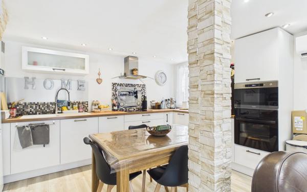 Maison à vendre    4 pièces • 58,98 m2 Grasse