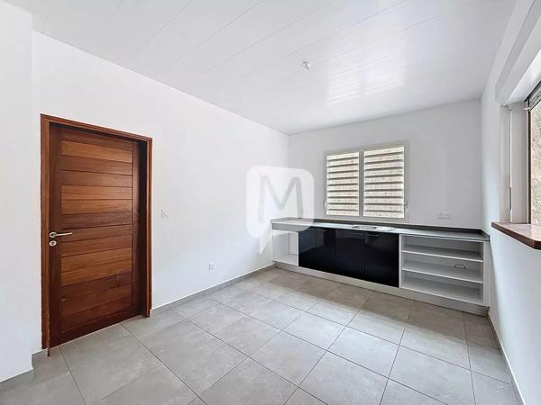 DPT GUYANE, à louer RÉMIRE-MONTJOLY Maison individuelle T5 d'environ 112 m2