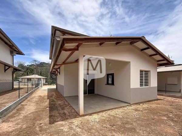 DPT GUYANE, à louer RÉMIRE-MONTJOLY Maison individuelle T5 d'environ 112 m2