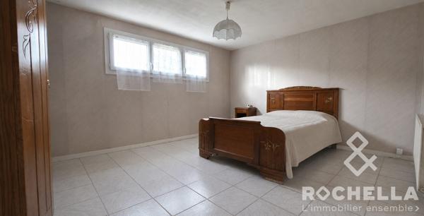 Belle Maison  4 chambres avec sous sol total NIORT