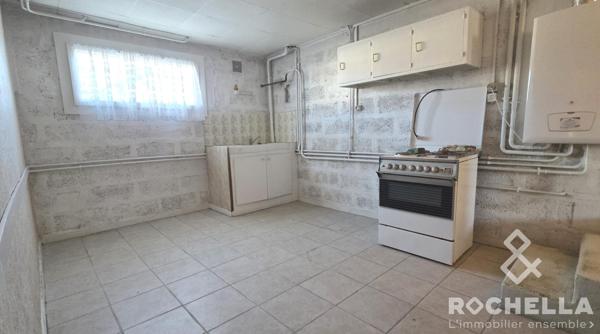 Belle Maison  4 chambres avec sous sol total NIORT