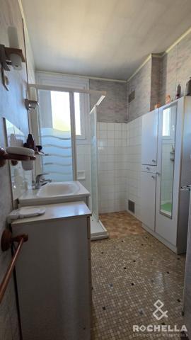 Belle Maison  4 chambres avec sous sol total NIORT