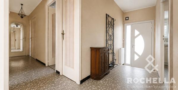 Belle Maison  4 chambres avec sous sol total NIORT