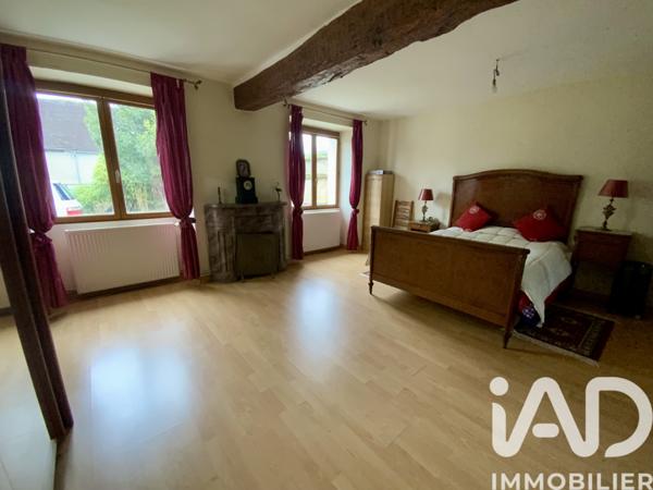 Maison à vendre 5 pièces 206 m² Évry