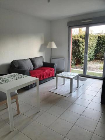Location                                                      Appartement
                        
                     2 pièces                      36 m2                     à Eysines