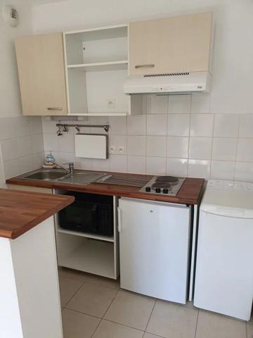 Location                                                      Appartement
                        
                     2 pièces                      36 m2                     à Eysines