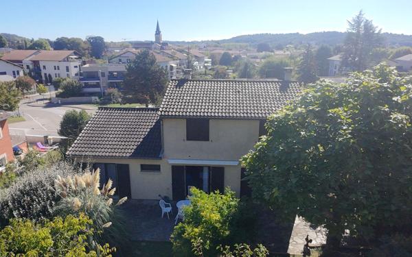 Maison à vendre    8 pièces • 184,57 m2 Brignais