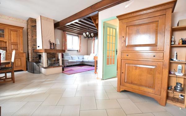 Maison à vendre    8 pièces • 184,57 m2 Brignais