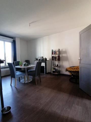 Beau T3 avec terrasse !