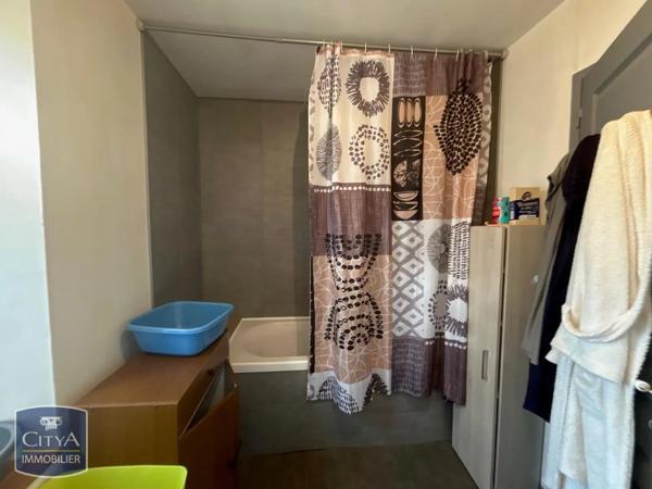 Appartement à louer 3 pièces 70.18m² Dunières (43220)
