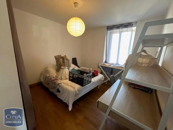 Appartement à louer 3 pièces 70.18m² Dunières (43220)