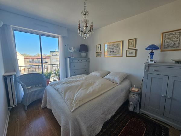 Appartement lumineux T3 60 m² traversant entièrement rénové en étage élevé , Arcachon