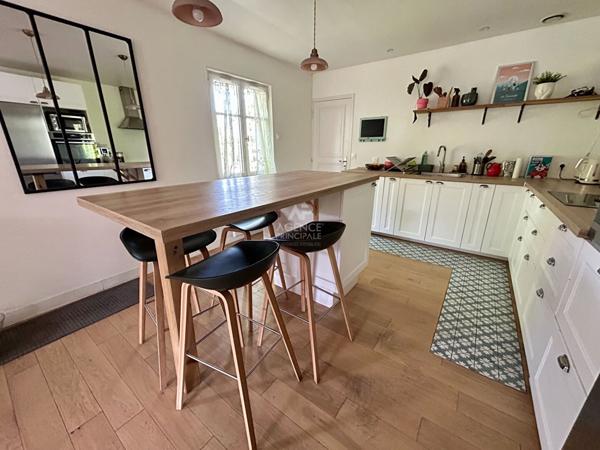 Maison Acheres 6 pièce(s) 129 m2 €449 000 ** - Référence 9130